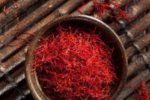 raw organic red saffron spice PCRCZ2A 1